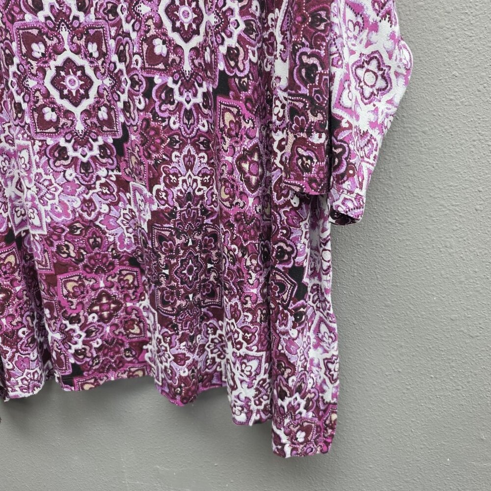 Catherines Shirt Womens 3X Purple Medallion Print Rayon Knit Keyhole Top Boho - Picture 3 of 10